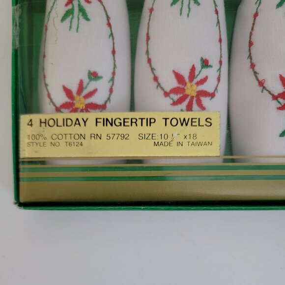 Vintage Set of 6 Embroidered Poinsettia Holiday Fingertip Towels w/ Gift Box - Picture 5 of 5